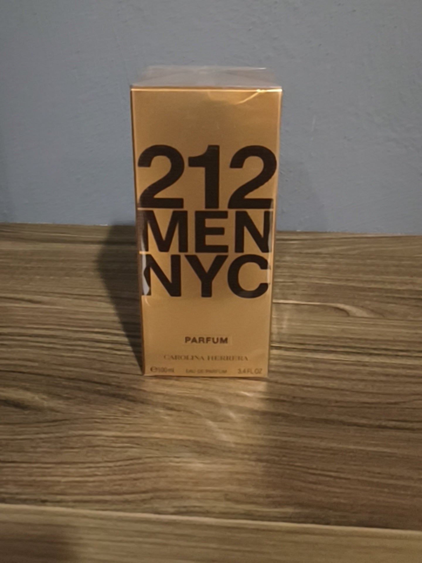 212 VIP MEN NYC EDICIÓN DORADA PARFUM 100Ml